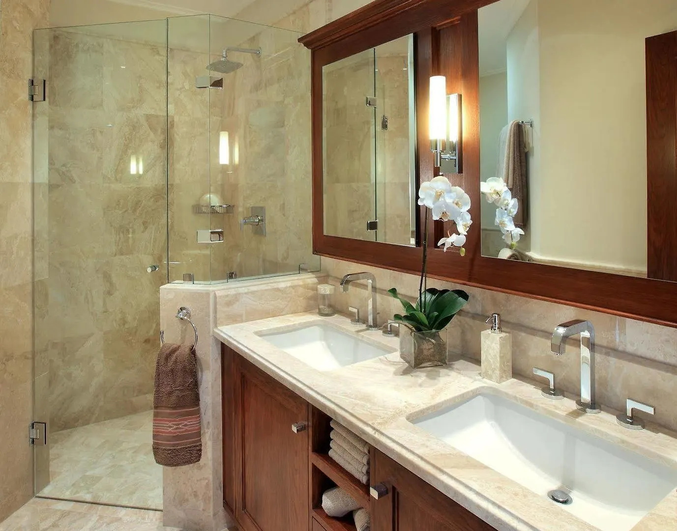 Port Ferdinand Luxury Resort And Residences St. Peter